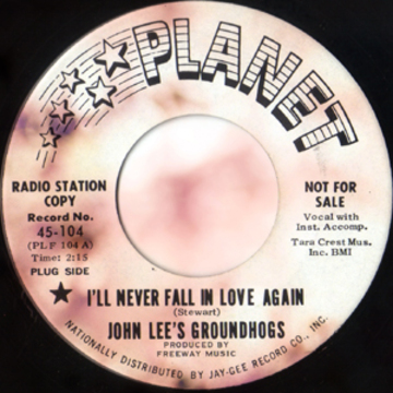 2011.08.22 I’ll Never Fall In Love Again產品圖